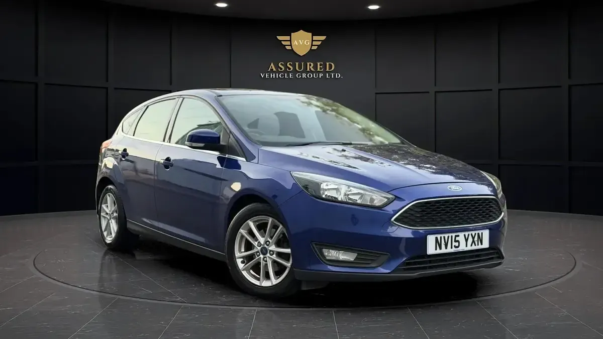 Used Ford Focus Zetec 2015 Blue Hatchback