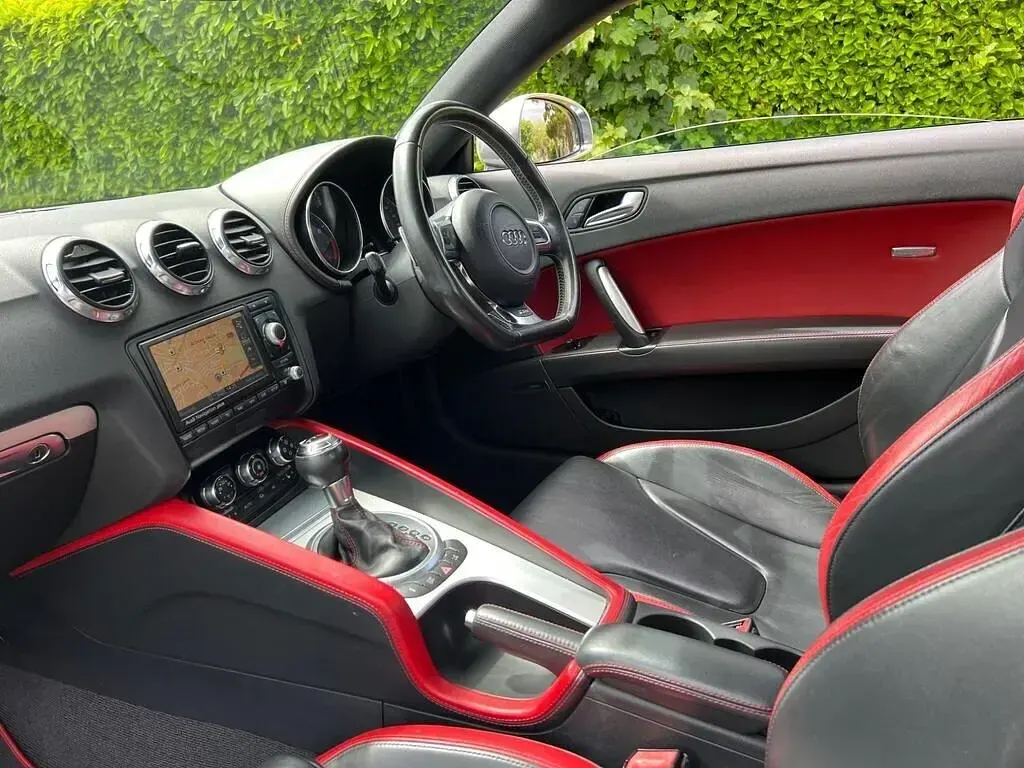 Used Audi TTS Premium 300 HP (220 kW) 2010 Black Coupe