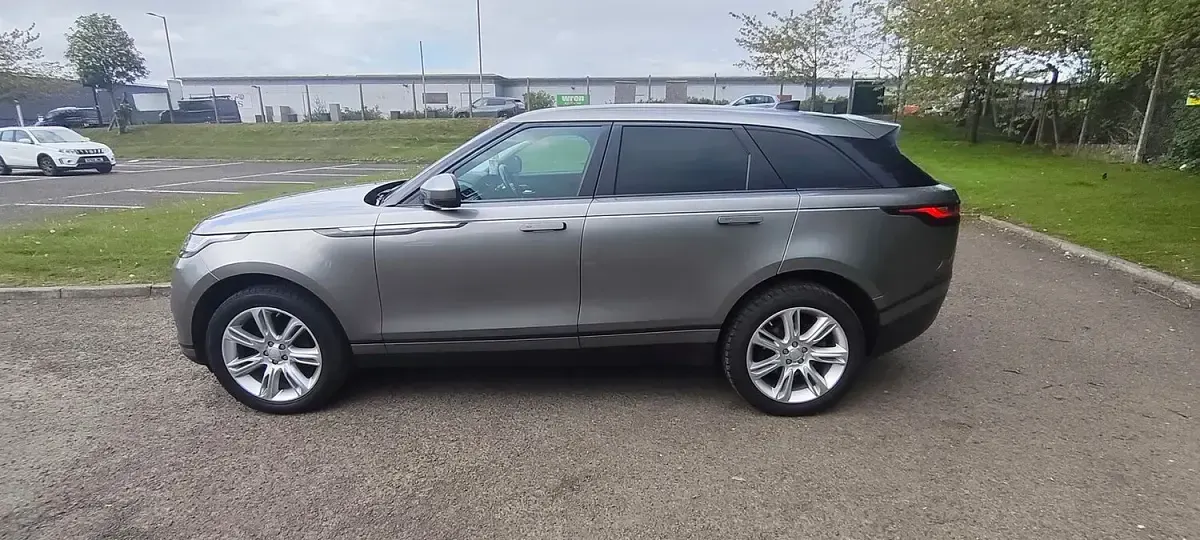Used Land Rover Range Rover Velar 178 HP (130 kW) 2017 Silver SUV