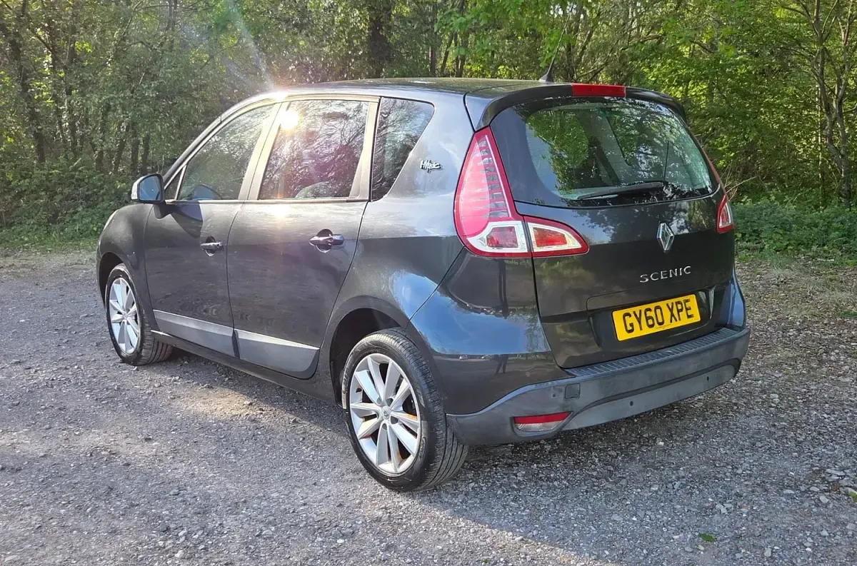 Used Renault Scénic III 2010 Grey MPV