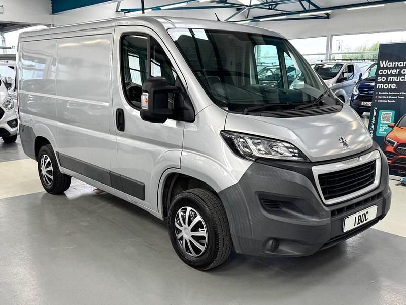 Used Peugeot Boxer 110 HP (80 kW) 2018 Silver Van
