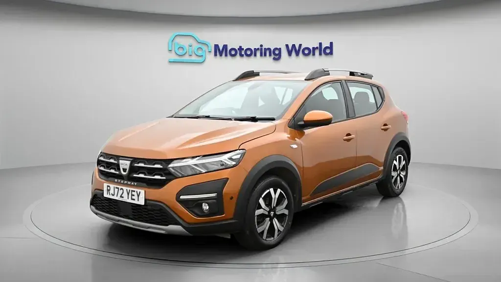Used Dacia Sandero Prestige 90 HP (66 kW) 2023 Orange Hatchback