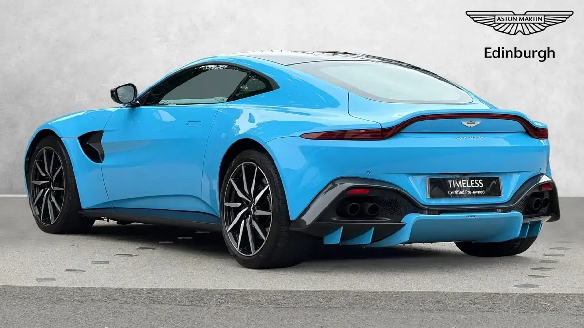 Used Aston Martin Vantage 502 HP (369 kW) 2019 Blue Coupe