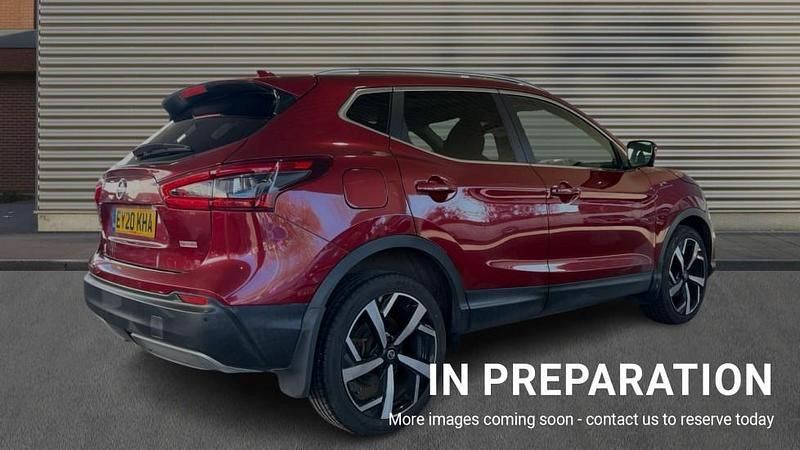 Used Nissan Qashqai Tekna 160 HP (117 kW) 2020 Red SUV