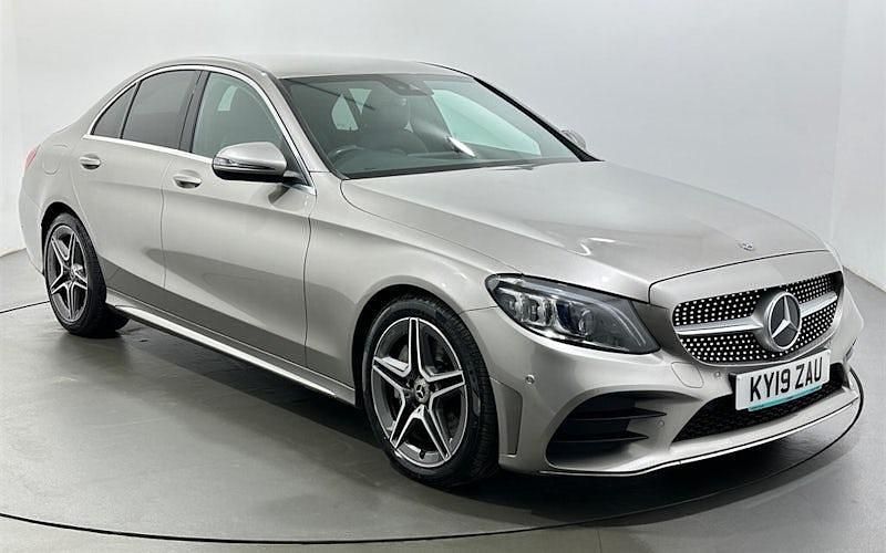 Usado Mercedes C300 AMG Line Premium 245 HP (180 kW) 2019 Sedan