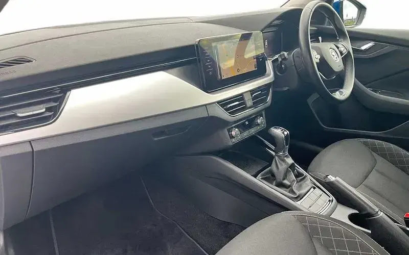 Begagnad Skoda Scala SE 110 HK (80 kW) 2023 Halvkombi