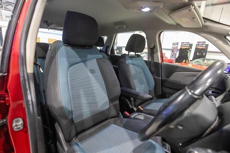 Used Citroën C4 Picasso Feel 120 HP (88 kW) 2016 Red MPV