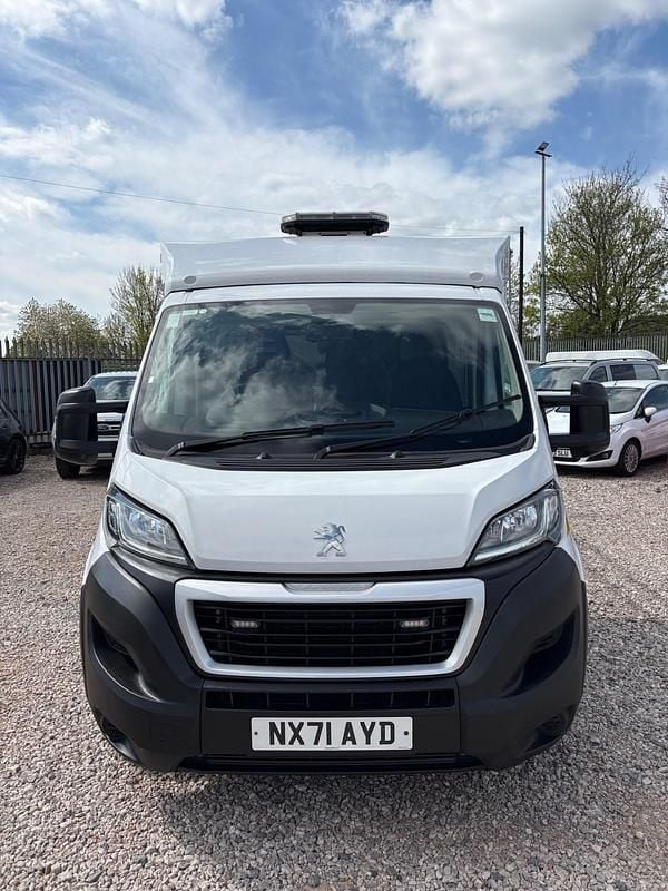 Used Peugeot Boxer 140 HP (102 kW) 2020 White Van