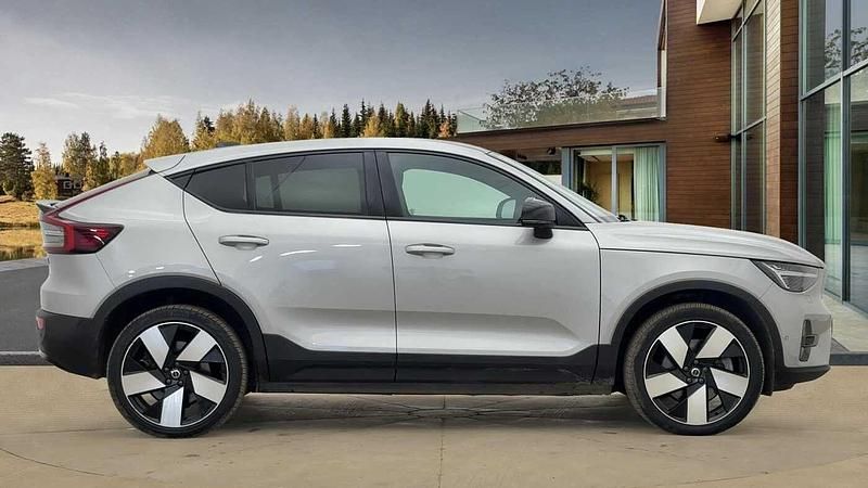 Used Volvo C40 Ultimate 300 kW (408 HP) 2022 Silver SUV