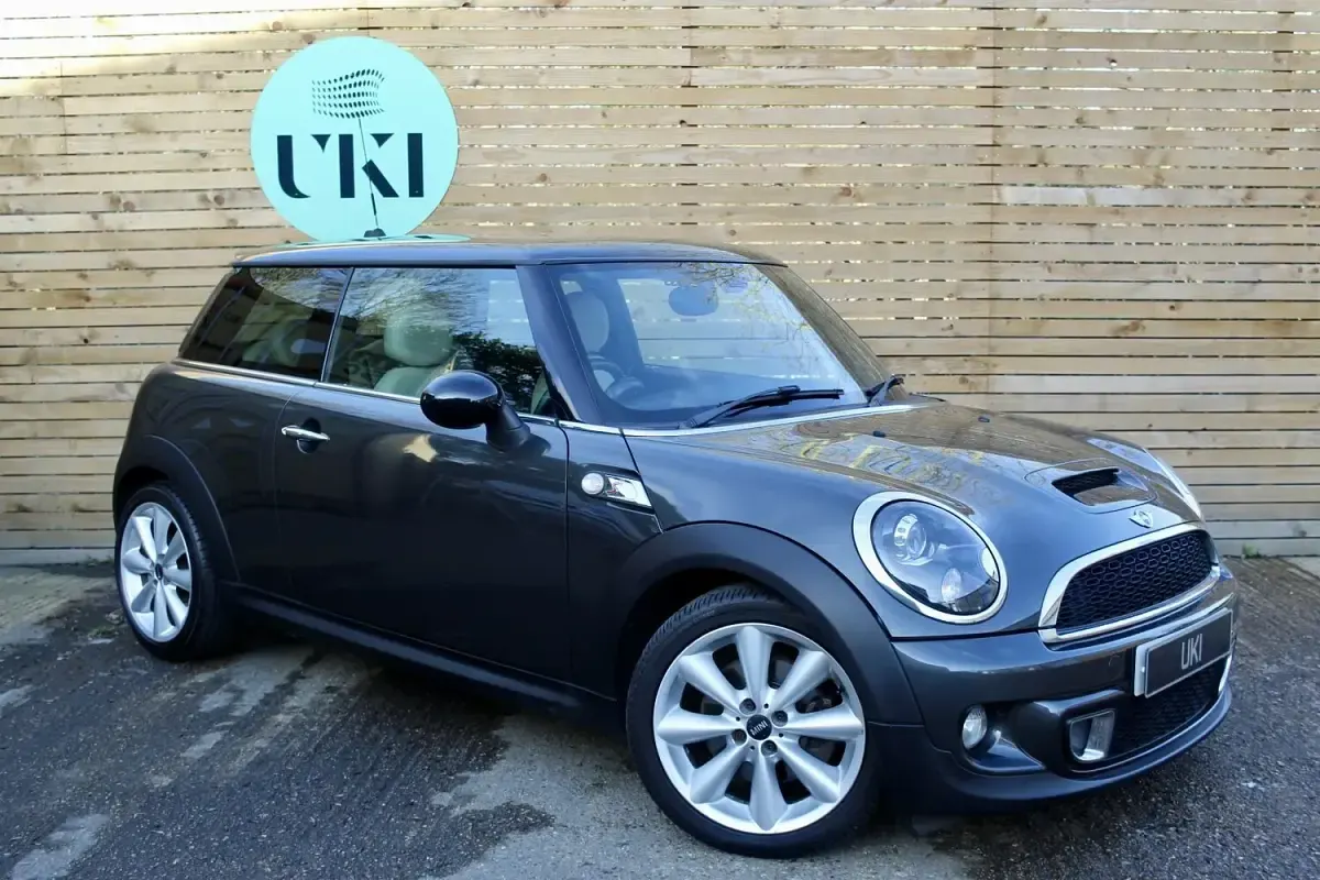 Used Mini Cooper S Hatch 184 HP (135 kW) 2014 Grey Hatchback