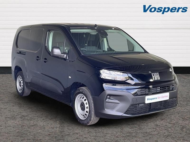 Ny Fiat Doblò 2025 Minibuss