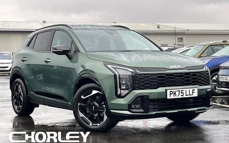 Green Used 2025 Kia Sportage GT-Line SUV | £31,164 (Good price) - Image 1/4