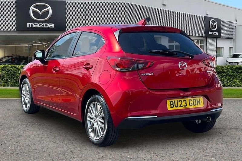 Second-hand Mazda 2 Inclusive 90 CP (66 kW) 2023 Roșu Hatchback