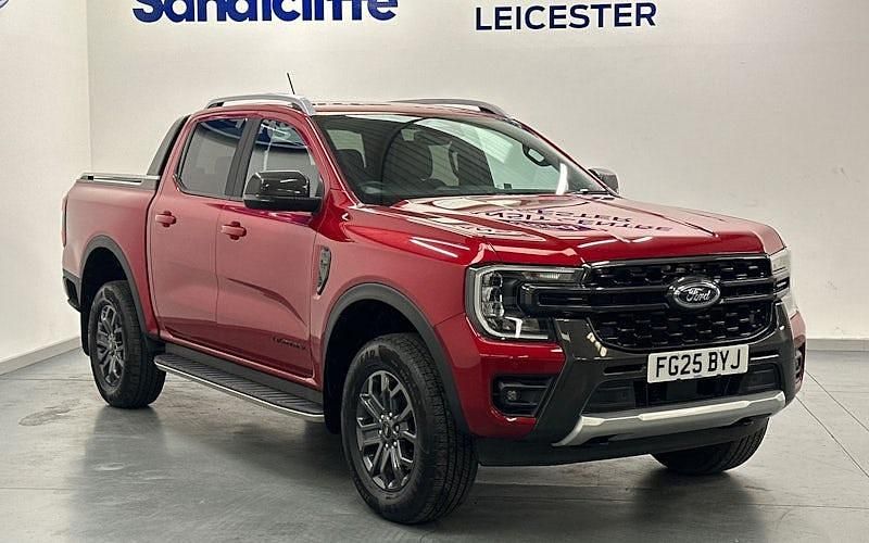 Used Ford Ranger Wildtrack 205 HP (150 kW) 2025 Red Pickup