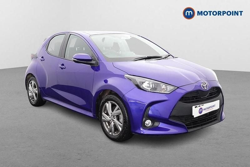 Used Toyota Yaris Hybrid 2024 Blue Hatchback