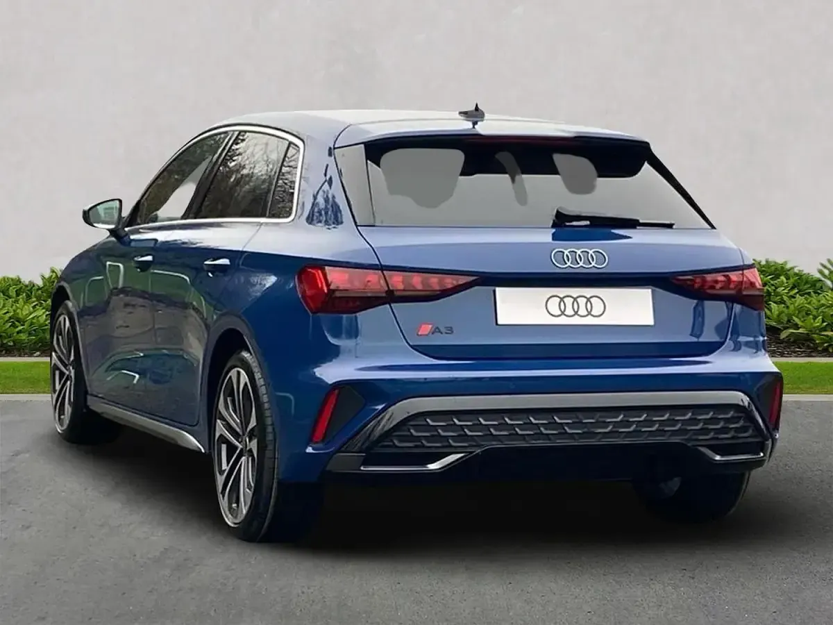 Used Audi A3 e-tron S-Line 204 HP (150 kW) 2026 Blue Hatchback
