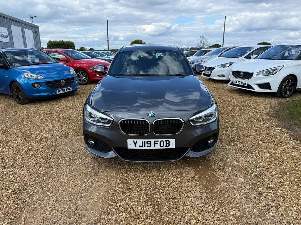 Used BMW 118 M Sport 150 HP (110 kW) 2019 Grey Hatchback