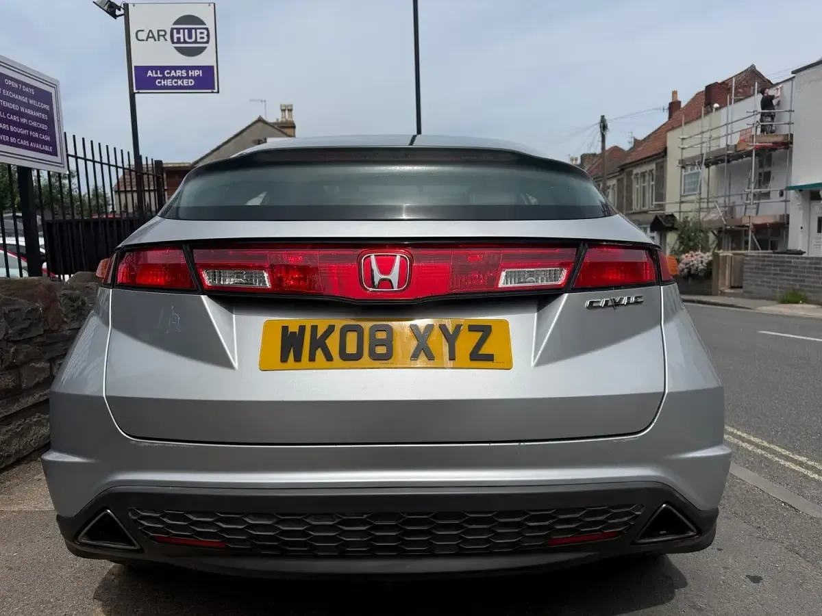Used Honda Civic ES 140 HP (102 kW) 2008 Silver Hatchback