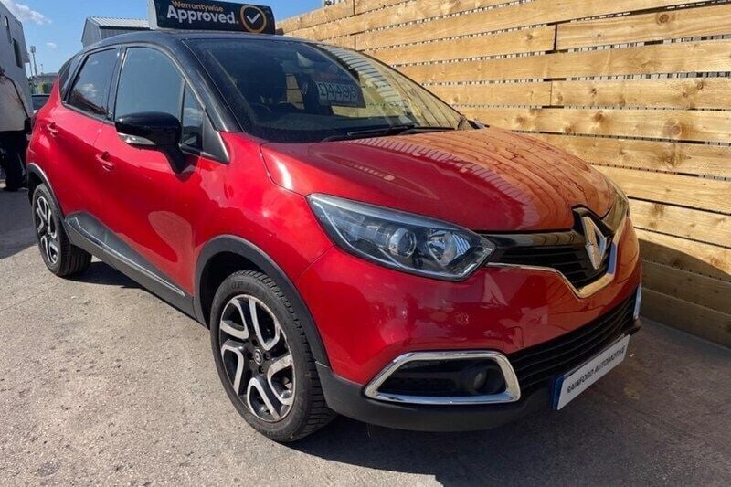 Red Used 2017 Renault Captur Dynamique SUV | £4,495 (Super price) - Image 1/1