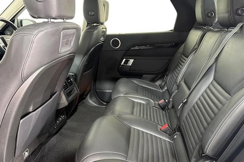 Used Land Rover Discovery 5 S 250 HP (183 kW) 2021 Eiger grey SUV