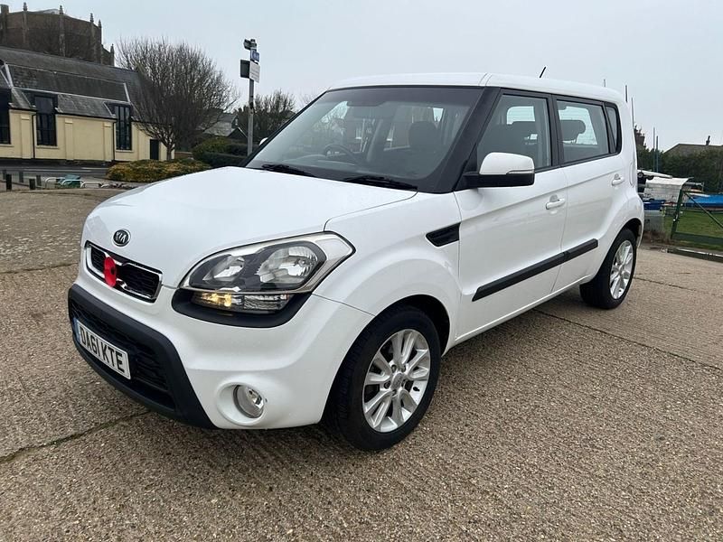 Used Kia Soul 2011 White SUV