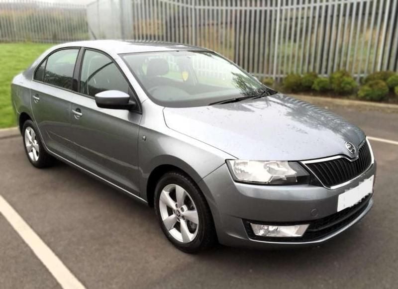 Grey Used 2014 Skoda Rapid SE Hatchback | £3,495 (Fair price) - Image 1/1