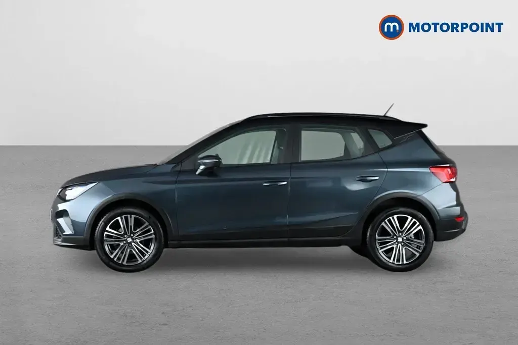 Used Seat Arona SE Technology 110 HP (80 kW) 2023 Grey SUV