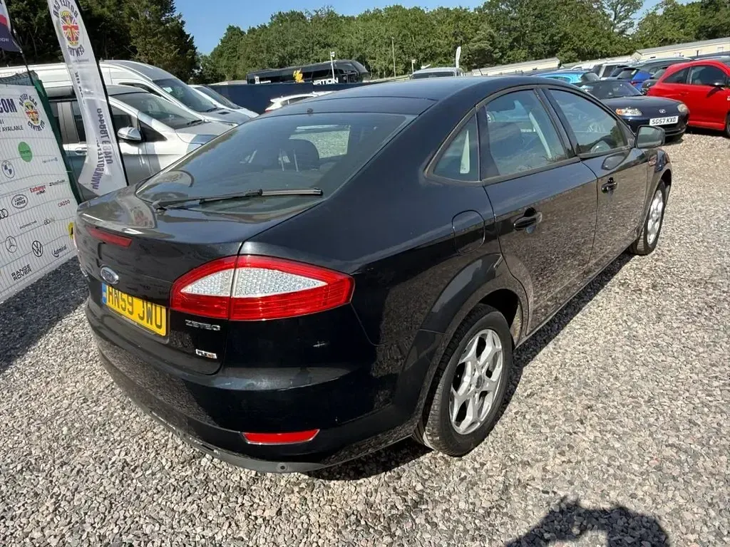 Used Ford Mondeo Zetec 140 HP (102 kW) 2009 Black Hatchback