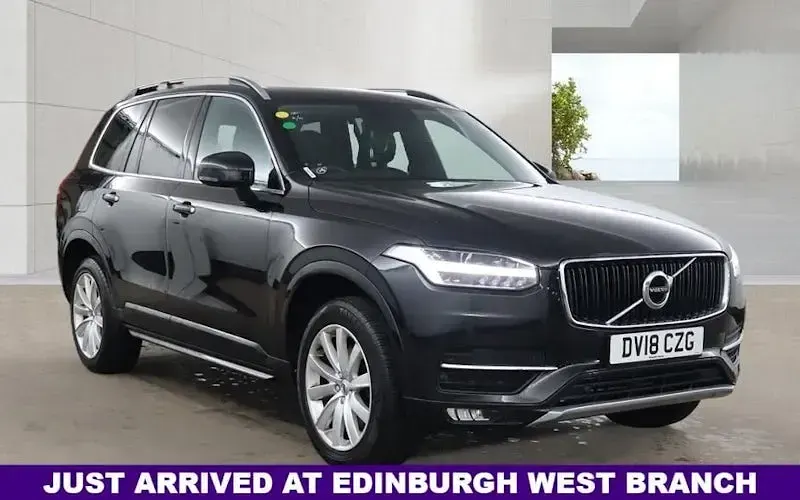 Used Volvo XC90 Momentum 235 HP (172 kW) 2018 SUV