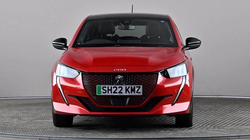 Used Peugeot e-208 Premium 100 kW (136 HP) 2022 Red Hatchback