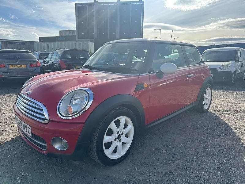 Used Mini Cooper D Hatch 110 HP (80 kW) 2009 Red Hatchback