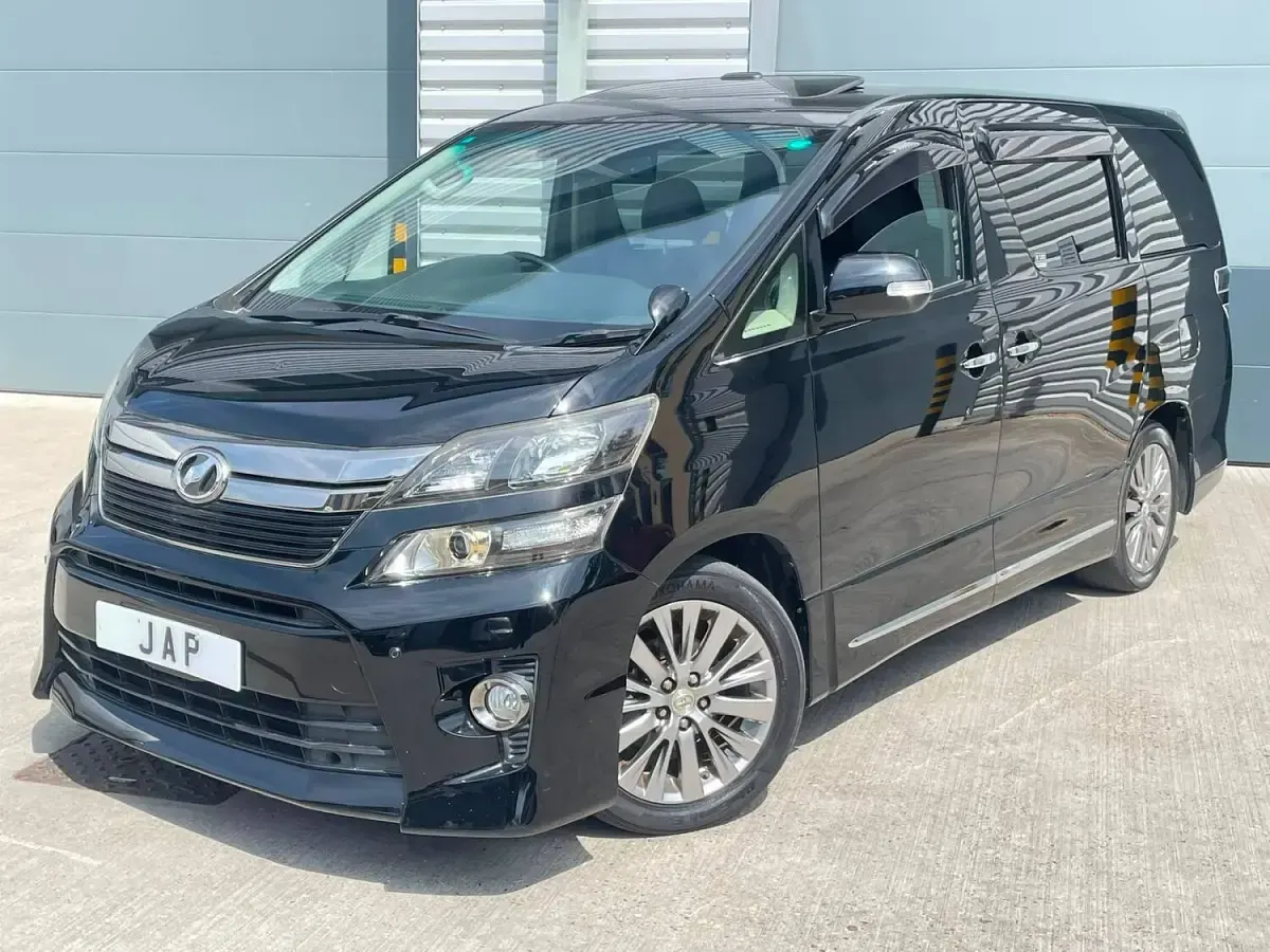 Used Toyota Alphard 2013 Black MPV