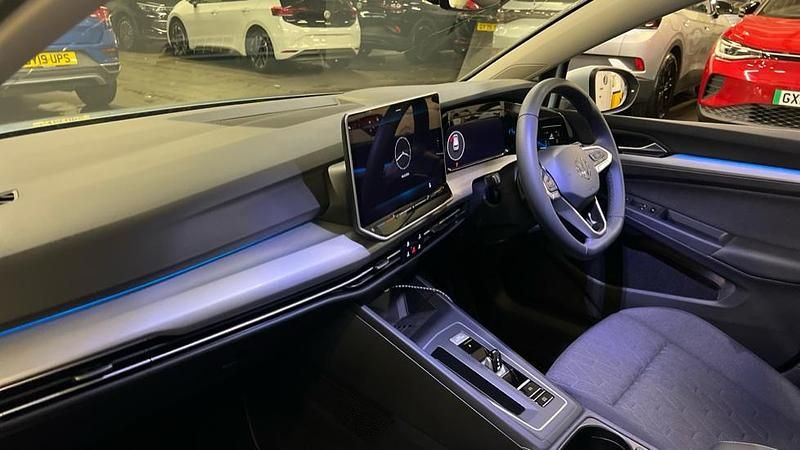 New VW Golf VIII Match 204 HP (150 kW) 2026 Crystal ice blue metallic Hatchback