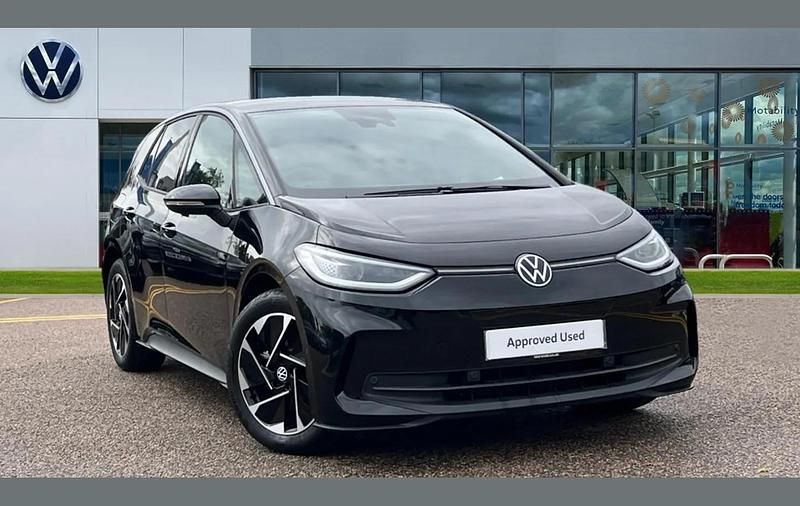 Black Used 2025 VW ID.3 Pro Hatchback | £24,200 (Expensive) - Image 1/4