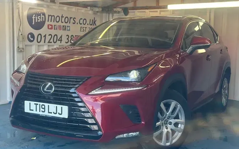 Used Lexus NX300h E-FOUR 197 HP (144 kW) 2019 SUV