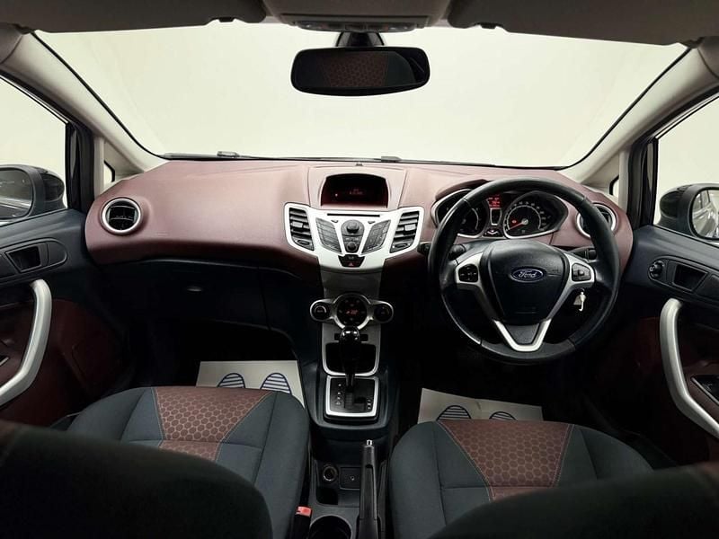 Used Ford Fiesta Titanium 94 HP (69 kW) 2009 Black Hatchback