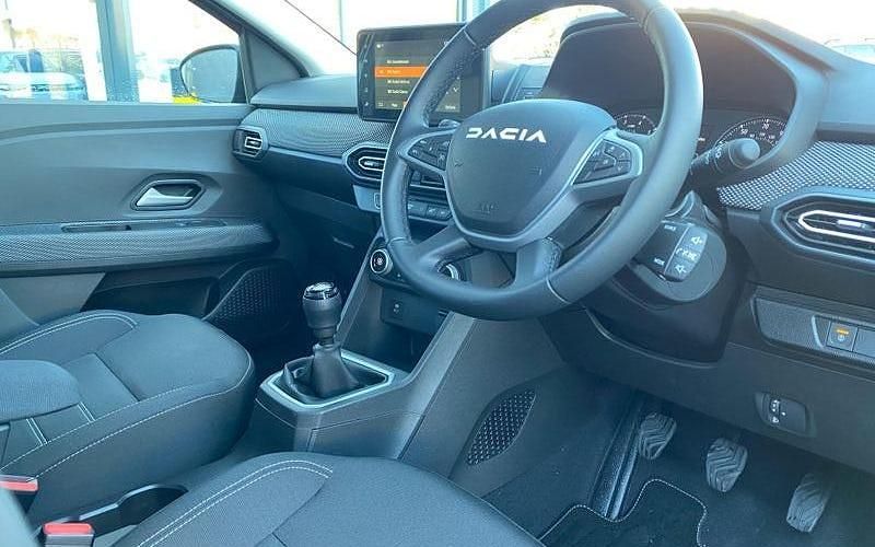 New Dacia Jogger Expression 110 HP (80 kW) 2025 MPV