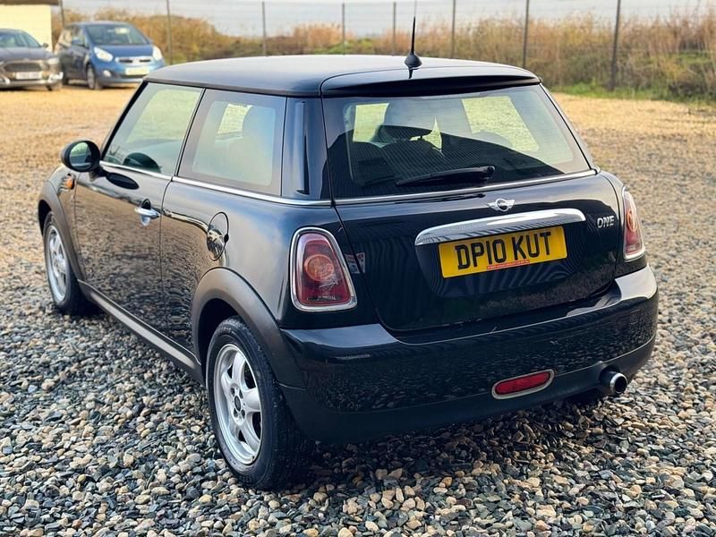 Used Mini ONE Hatch 2010 Black Hatchback