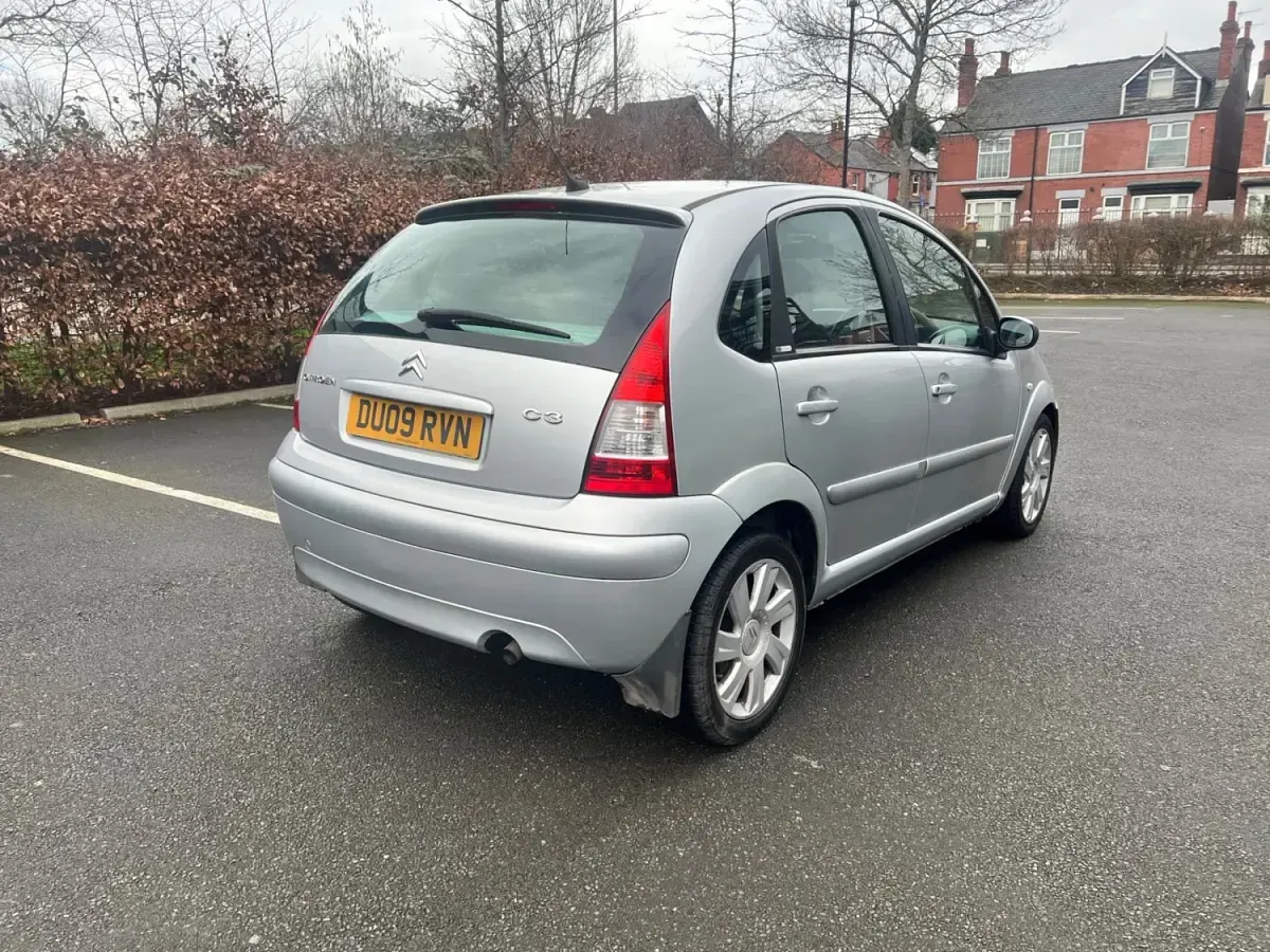 Używany Citroën C3 Exclusive 2009 Srebrny Hatchback