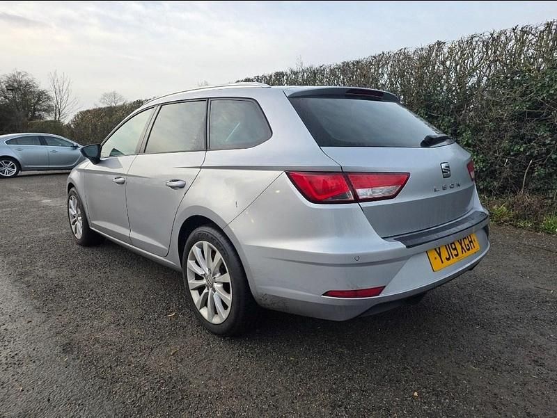 Used Seat Leon SE Dynamic 2019 Silver Estate