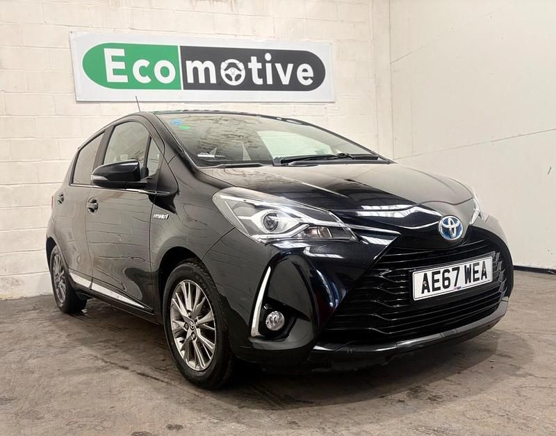 Used Toyota Yaris Hybrid 2017 Black Hatchback