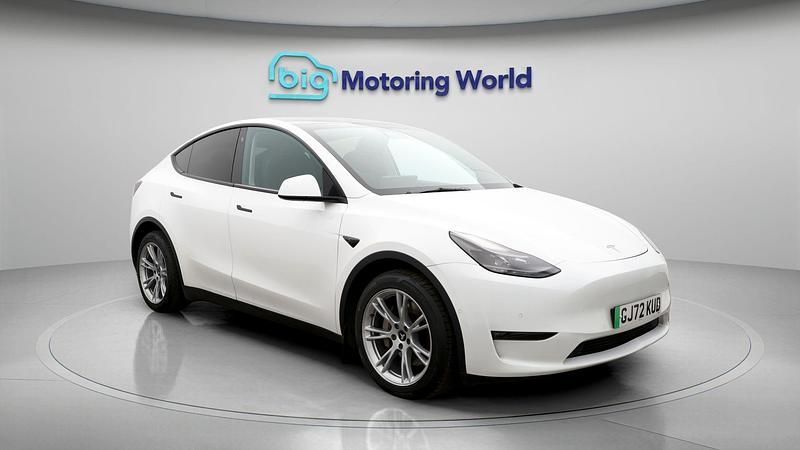 Used Tesla Model Y Long Range AWD 378 kW (514 HP) 2022 White SUV
