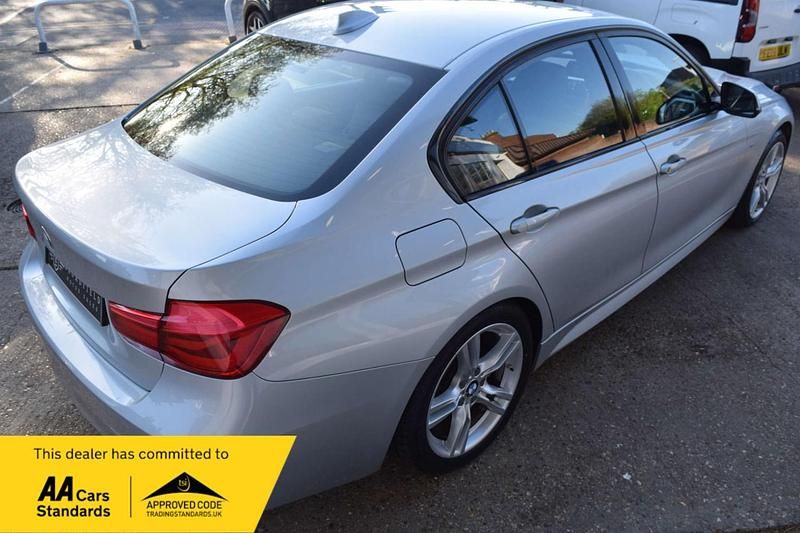 Usado BMW 330 M Sport 2017 Plateado Berlina