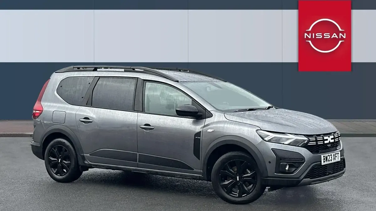 Second-hand Dacia Jogger Extreme 140 CP (102 kW) 2023 Gri Monovolum