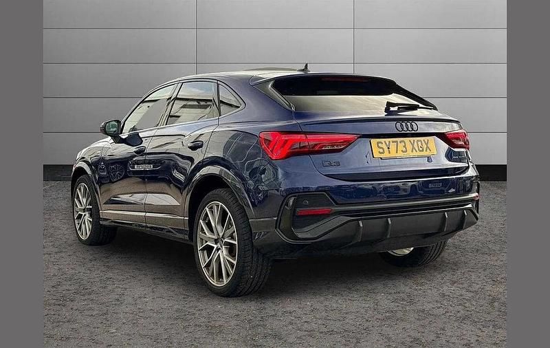 Used Audi Q3 Black Edition 150 HP (110 kW) 2023 Blue SUV