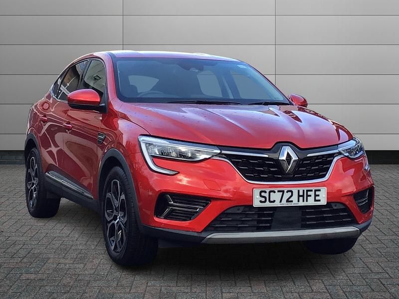 Used Renault Arkana Version S 142 HP (104 kW) 2022 Red  SUV