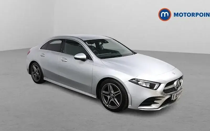 Usado Mercedes A200 AMG line 163 CV (119 kW) 2020 Berlina