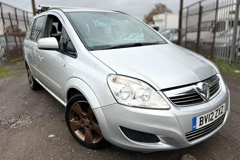 Used Vauxhall Zafira 125 HP (91 kW) 2012 Silver MPV