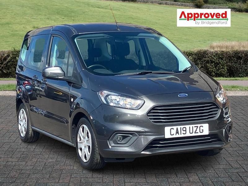 Used Ford Tourneo Zetec 2019 Grey Estate