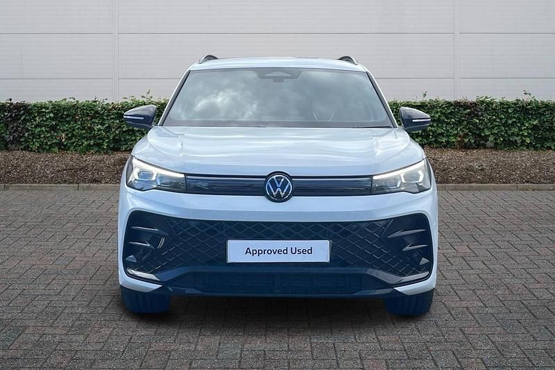 New VW Tiguan Black Edition 265 HP (194 kW) 2026 White SUV